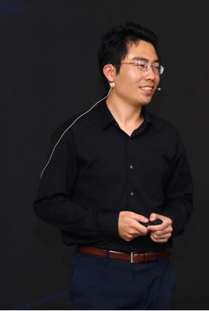服装发布会策划：“八爪鱼”重磅发布，飞智再次引领手游外设行业