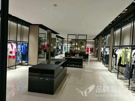 公关策划：MINGSHI名实女装2018春夏新品发布会邀请函