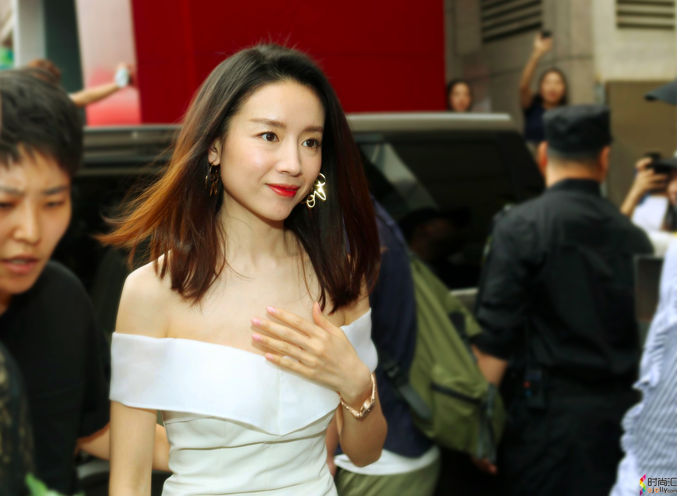 高端活动策划：董洁惊喜现身南宁，助阵雷诺表夜色系列新品发布会