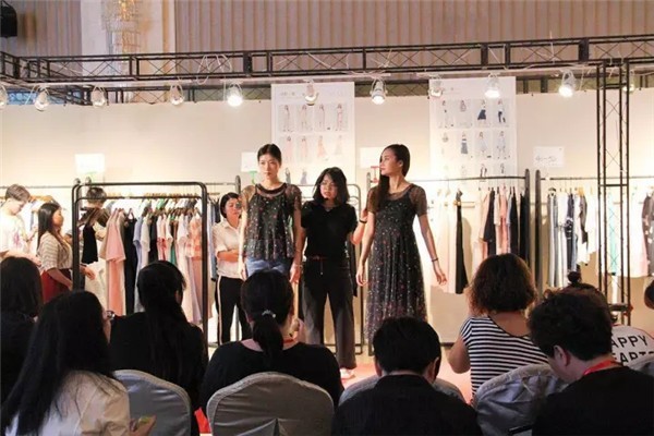 线上活动策划：XINAI歆艾女装2018夏季新品发布会暨订货会圆满落幕