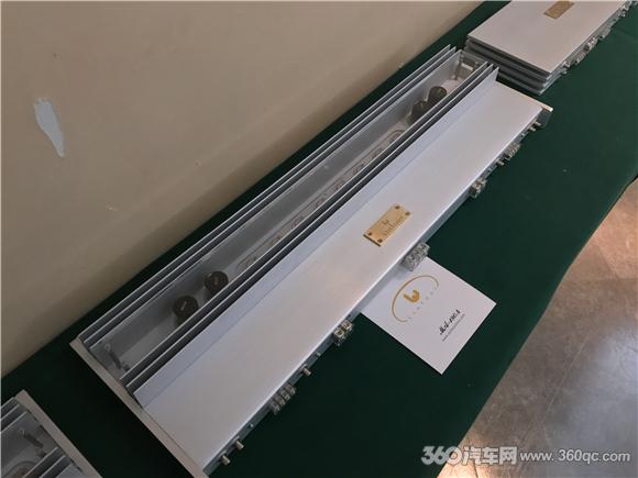 服装发布会策划：前行永不止步，Sinfoni诗芬尼新品发布会