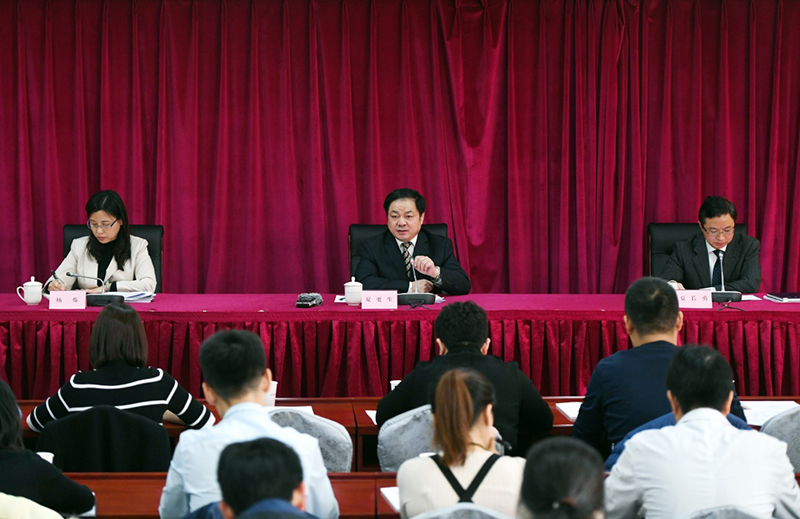 公关策划：国务院扶贫办就28个贫困县脱贫摘帽等情况举行发布会