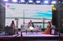 公关公司：在都会旅行，同时拥抱