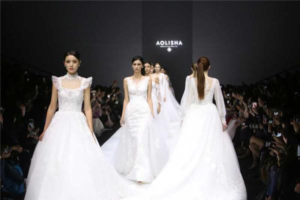 星光闪聚AOLISHA 2018新品发布会 海陆麦迪娜惊艳走秀