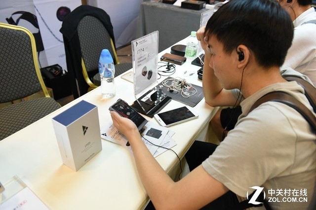 艾巴索携新品亮相广州2017HiFi耳机展 