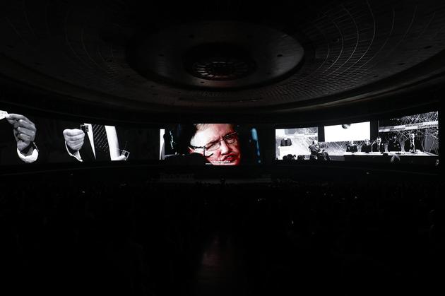 活动公司：霍金:人类想继续下个100万年 须涉足无前人所及之处