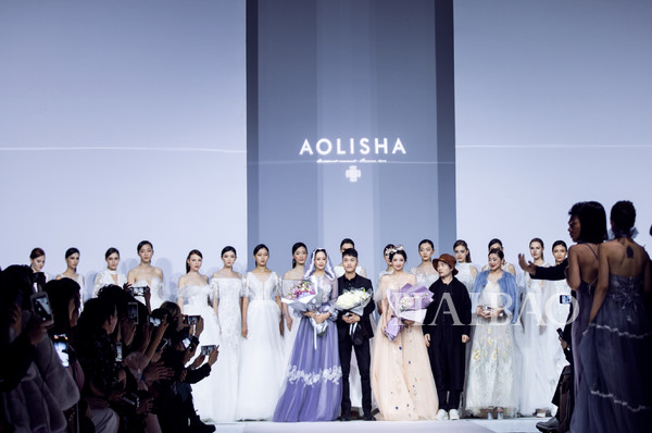 活动策划公司：AOLISHA 2018新品婚纱发布会 无处不在的风靡之势
