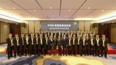 年会策划：座享其行；专心座享