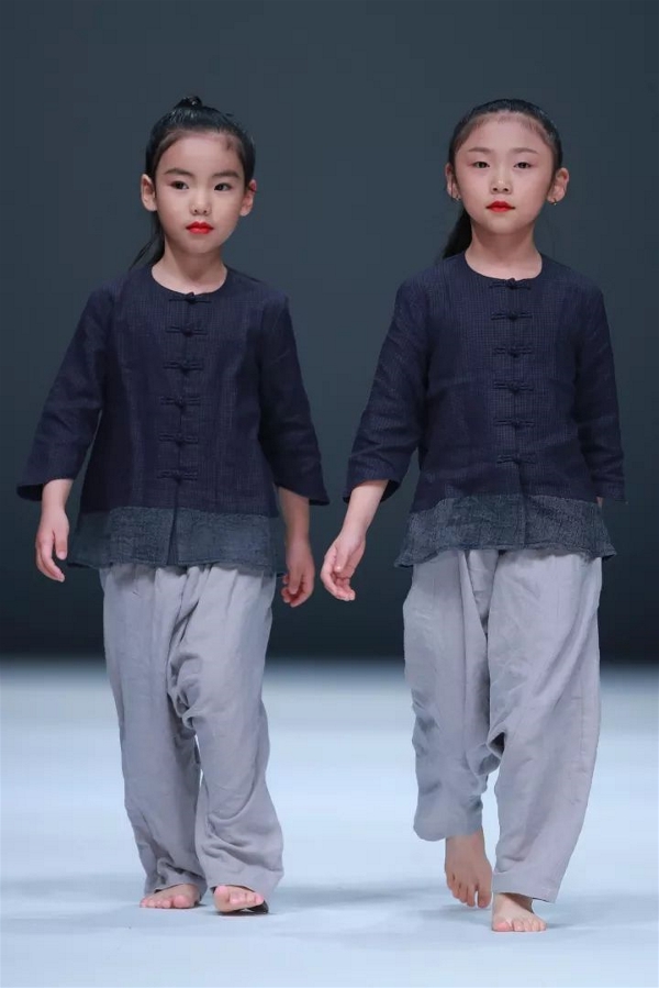 活动策划公司：THE YIAN STUDIOS ·陆恩华2018春夏新品发布会顺利举行