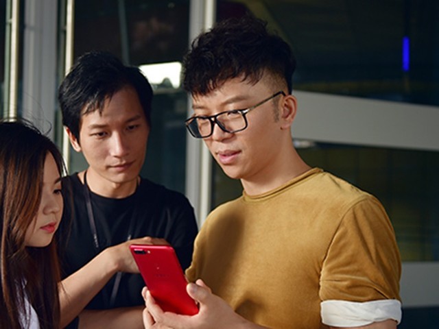 无愧拍照担当 OPPO成立理想人像实验室 