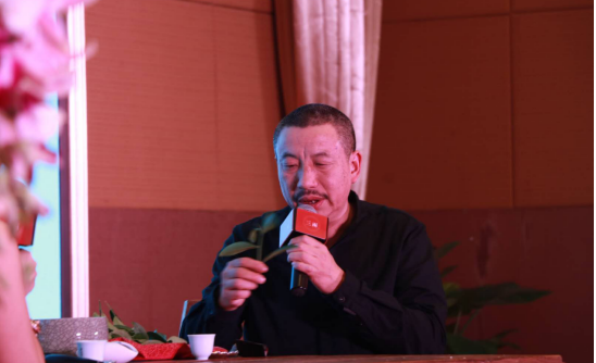 年会策划：实行产业链全程监控、原料严选、来源可追溯的生产过程管理体系