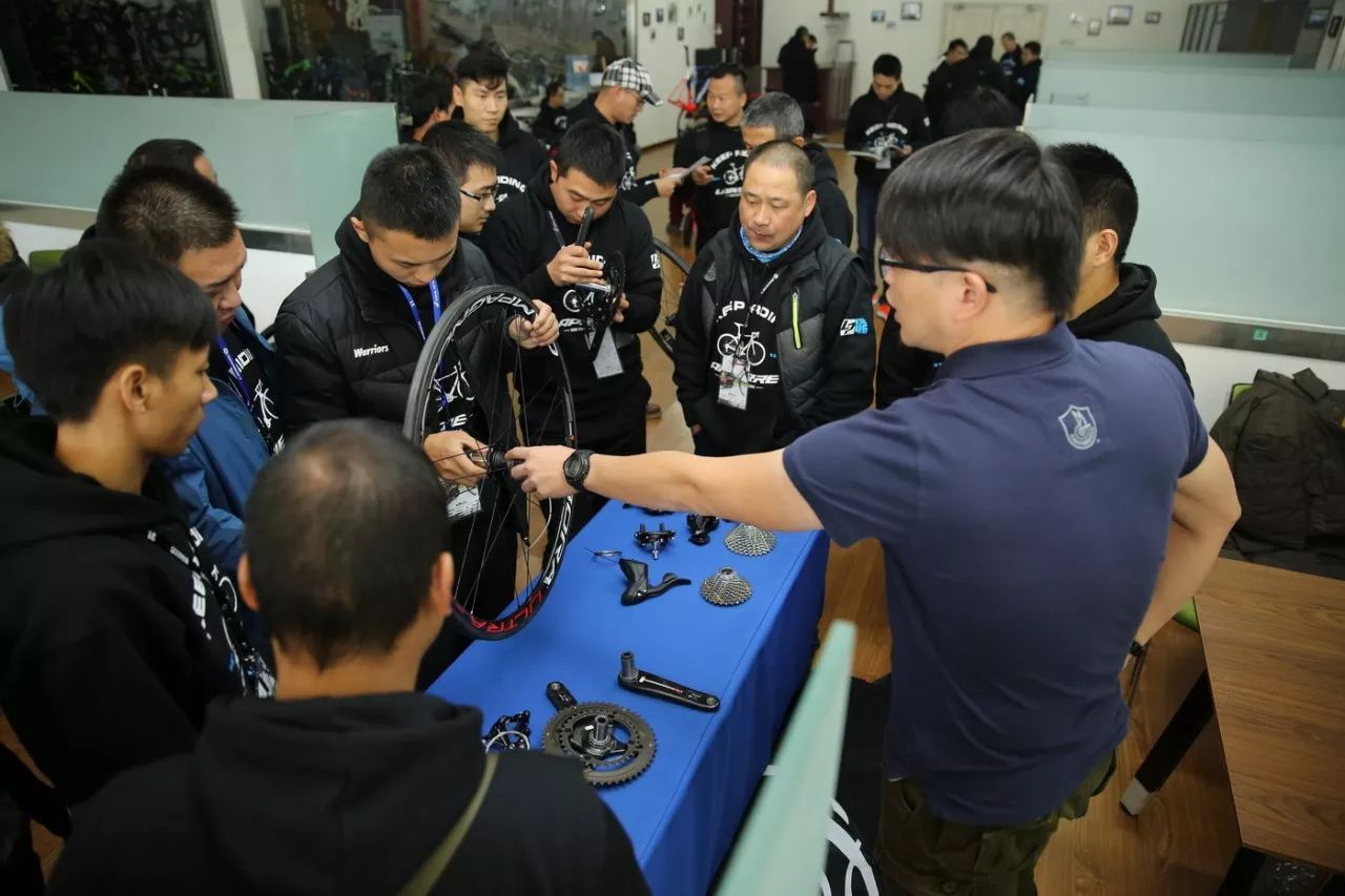 上海活动策划公司：自行车对于很多人是商品