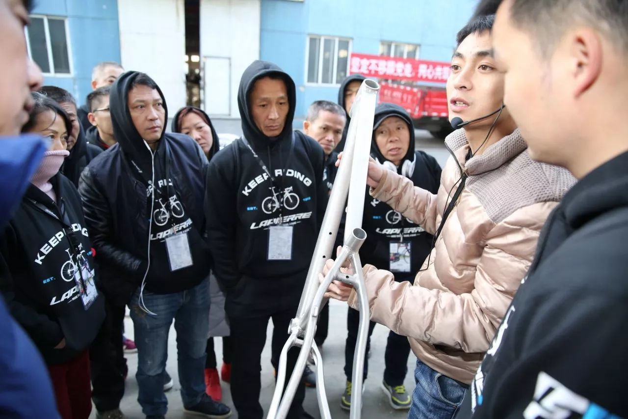 上海活动策划公司：自行车对于很多人是商品