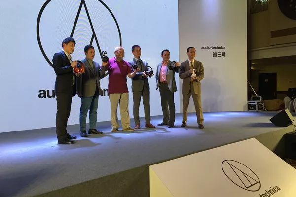 年会活动策划：并就铁三角公司未来的发展方向进行了展望