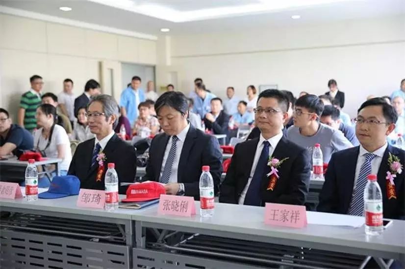 线上活动策划：给人感觉眼前一亮