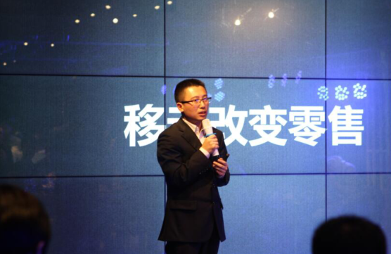 发布会共邀请60余名客户伙伴及企业代表参会。首先，百胜研究院院长李方翔对当今零售趋势进行了剖析，同时提出了在新形势下零售业转型发展的方向；百胜软件移动事业部总经理黄敏向到场嘉宾详细介绍了产品的主要特色与功能。发布会还邀请到微信自媒体人、上海壤歌营销策划有限公司创始人兼CEO连清川、上海服装协会副秘书长、《服装月刊》主编刘佩芳到场祝贺并致辞。劲霸男装、荟诗化妆品、奇妙世界等品牌代表到场分享与M6合作故事、实施效果，得到来宾的一致认可。