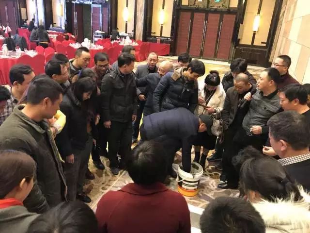 开业庆典：2017美涂士防水涂料答谢会暨新品发布会隆重召开！