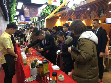 线上活动策划：顾客在乌龙煎的消费将不止于吃喝
