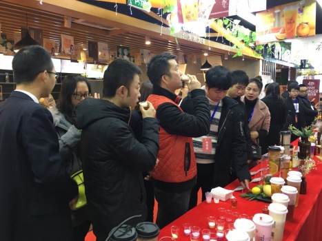 线上活动策划：顾客在乌龙煎的消费将不止于吃喝