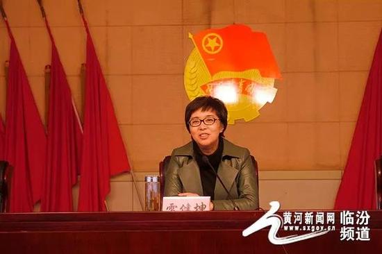 公关公司：她是从企业转往政府任职