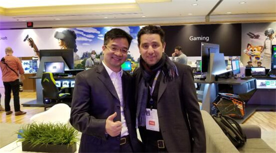 2018CES京东与Bose签署战略合作协议 获新品首发权