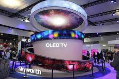 【CES2018】创维展示柔性OLED屏超薄电视墙，并联手杜比打造完美音效
