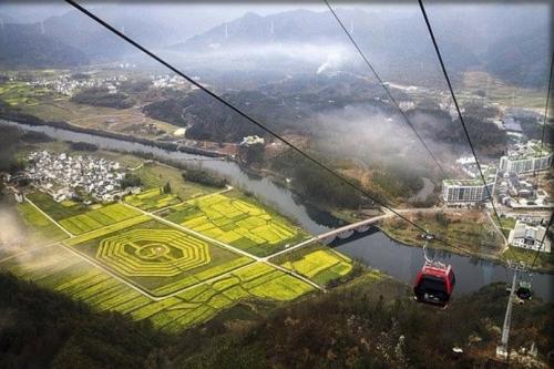 公关策划公司：共同拓展齐云山户外旅行市场