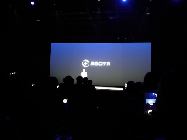公关活动策划： 全屏取景框 对于中度用户来说