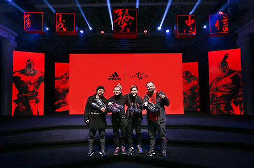 公关公司：阿迪达斯獒视群雄新品发布会于上海800秀盛大举行