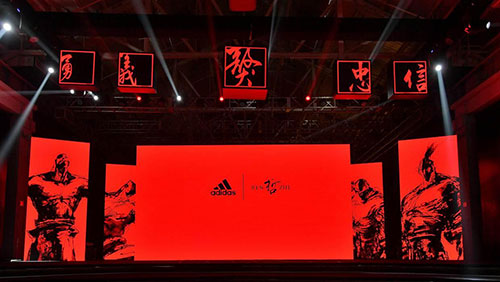 公关公司：阿迪达斯獒视群雄新品发布会于上海800秀盛大举行