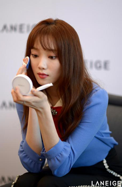 大型活动策划：唤醒更多女性与生俱来的闪耀之美