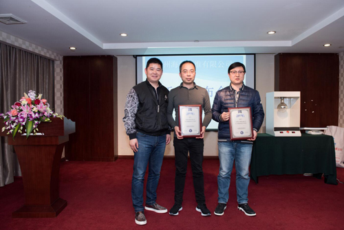 公关活动策划：在原有产品云绒的基础上进行了延伸和优化