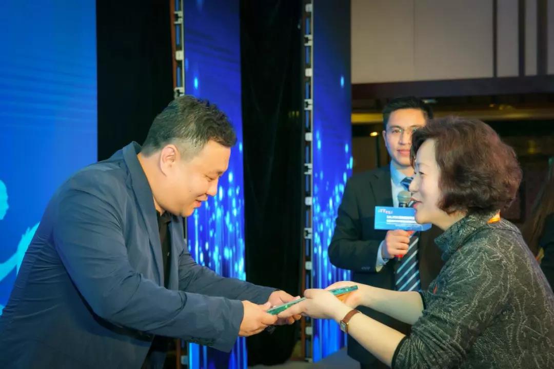 上海公关公司：根据办公环境不同区域的场景需求提供解决方案