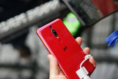 服装发布会策划：2018华为春季新品