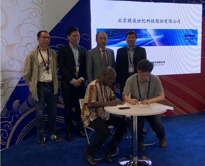 上海活动策划公司：I-PON Dongle万兆广播网关专为GPON/EPON IPTV方案升级到I-PON万兆入户方案设计